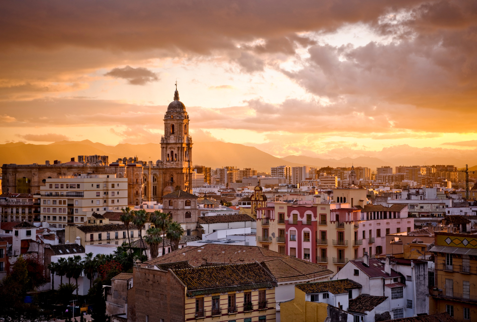 beautiful-malaga-in-the-autumnal-sunset