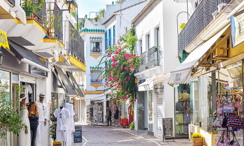 Casco Antiguo, som den er kendt i Spanien, er den gamle bydel