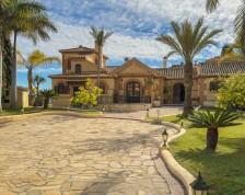 House Detached Villa in La Herradura 