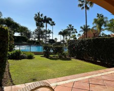 House Townhouse in Estepona 