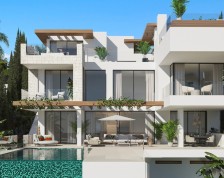 House Detached Villa in Estepona