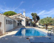 House - Detached Villa in Cerros del Aguila Costa del Sol