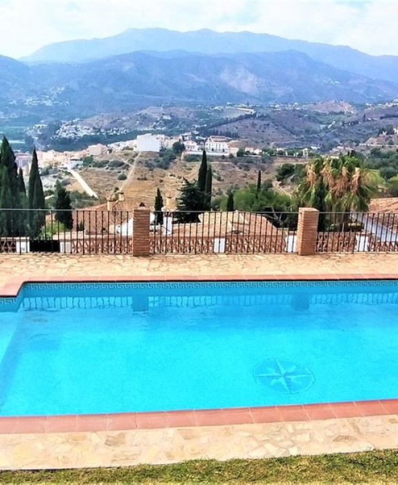 House Detached Villa in La Herradura 