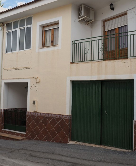 Casa Adosada in Freila