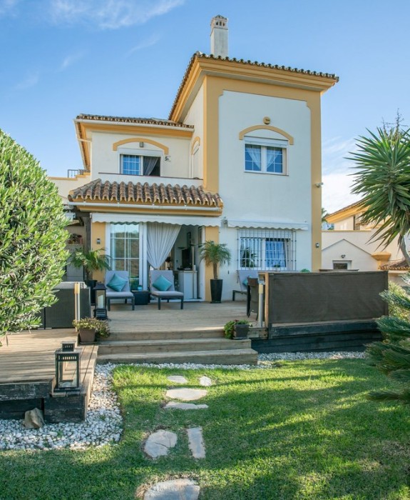 Huis Vrijstaande Villa in Riviera del Sol 