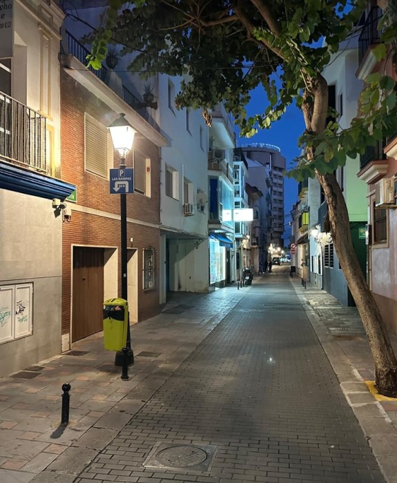 Comercial - Aparcamiento en Fuengirola Costa del Sol | R4950820