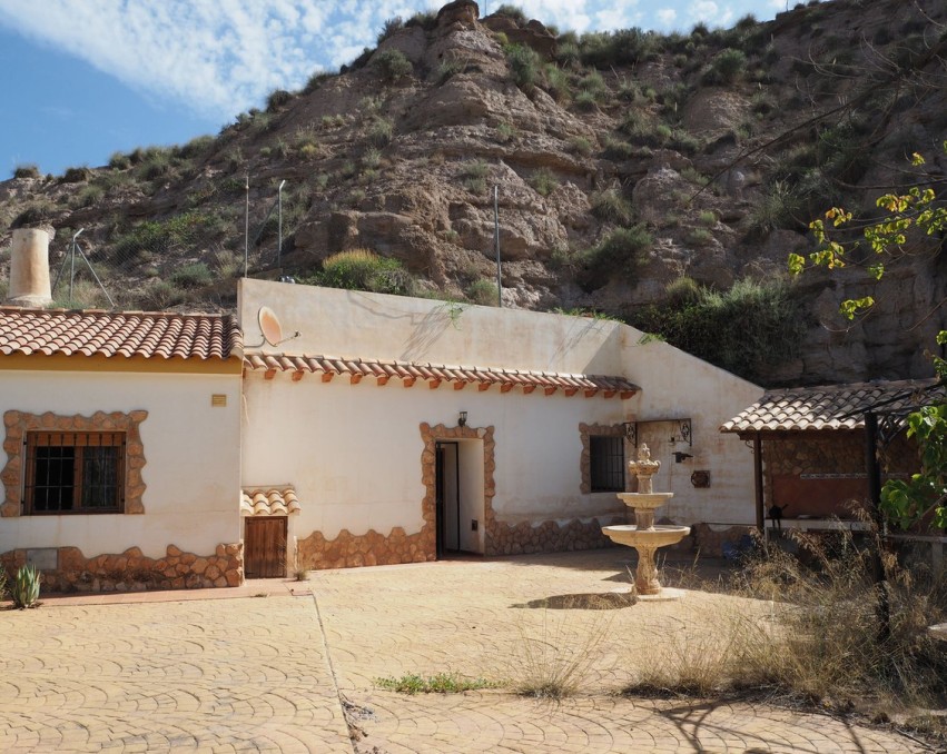 Casa Casa Cueva in Freila 